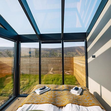 Glass Roof Lodge With Private Hot Tub レイクホルト エクステリア 写真